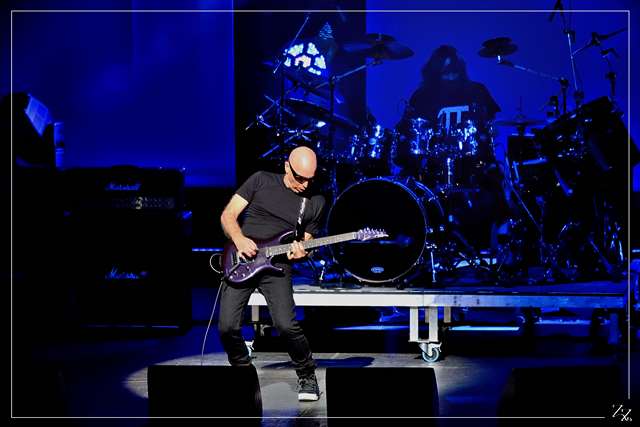 NIK_2962-v2 Joe Satriani 17-09-2015 (Zz) (p).jpg